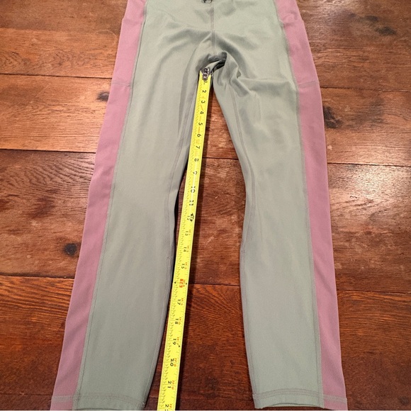 Fabletics Bungee Olive and Mauve Leggings XL NWT - Picture 3 of 11
